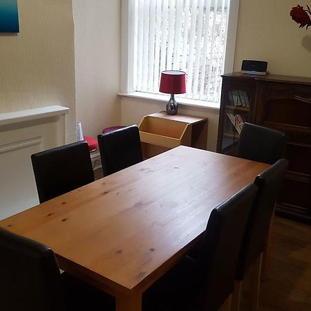 הוילה Blackpoolholidaylets Charles Street מראה חיצוני תמונה