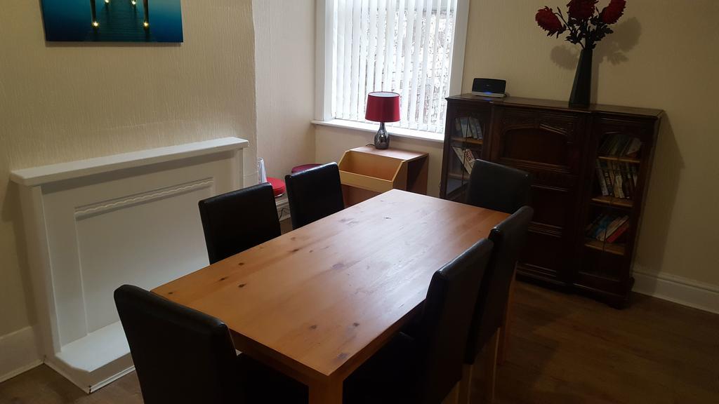 הוילה Blackpoolholidaylets Charles Street מראה חיצוני תמונה