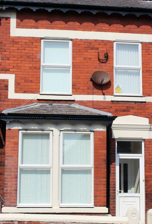 הוילה Blackpoolholidaylets Charles Street מראה חיצוני תמונה
